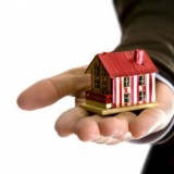 IMI: simulador indica que cada português paga 230 euros a mais