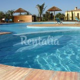 Casas de fim de semana: Descanso, piscina e praia num condomínio privado no Algarve (fotos)