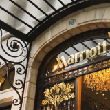 Chineses compram Paris Marriott Hotel Champs-Elysees por 344,5 milhões