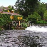 Casas de fim de semana: Um moinho encantado nas margens do Rio Coura, para gozar os verdes campos da montanha minhota