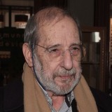 Siza Vieira diz que Portugal atravessa momento de “paragem” na habitação social