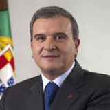 Vistos gold: Miguel Relvas também terá pedido favores para agilizar processos 
