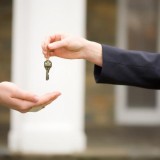 Arrendamento ilegal: senhorios não passam recibos a 80% dos estudantes