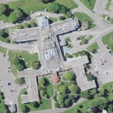 A maior piada arquitetónica do mundo: um hospital do Canadá que tem a forma de um homem nu (fotos)