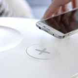 Adeus fios, olá wireless: Ikea lança móveis que carregam os smartphones