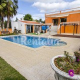 Casas de fim de semana: Conforto, piscina e jardim em pleno Algarve (fotos)