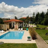 Casas de fim de semana: Refúgio rural com piscina em Amares (fotos)