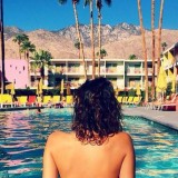 The Saguaro: Um antigo motel “Technicolor” na Califórnia para viajar no tempo até aos coloridos anos 50 