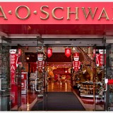 Aumento das rendas em Manhattan leva ao fecho da lendária loja de brinquedos FAO Schwarz na 5ªAvenida