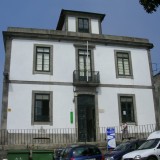 Escola de Gólgota é um dos ativos à venda pela autarquia na próxima segunda feira