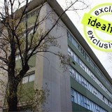 Ex-Universidade Independente (onde se licenciaram José Sócrates e Armando Vara) está agora à venda