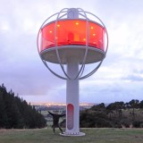 A curiosa história do engenheiro que passou três anos a construir uma “caverna tecnológica” 