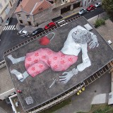 Arte urbana: espetaculares murais de pessoas a dormir vistos do céu (fotos)