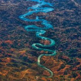 Fotografia de ribeira portuguesa em forma de dragão faz furor nas redes sociais chinesas 