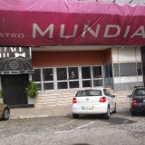 Obras de reconversão no antigo Cinema Mundial para abrir um centro cultural e empresarial em 2016