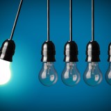 Conta da luz vai subir 2,5% no próximo ano