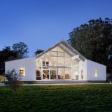Casas de sonho: A incrível transformação de um celeiro numa mansão ecológica (fotos)