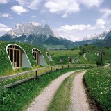Casas de hobbits que se constroem em apenas três dias e são ecológicas 