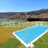 Esta espetacular casa está localizada numa quinta em Penafiel que custa 2.450.000 euros.