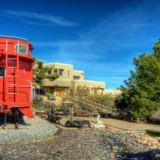 A vida a todo o vapor: 8 estações de comboio transformadas em casas de luxo 