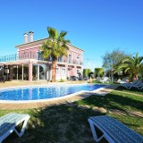 Casas de fim de semana: Escapadela com piscina e jardim no Algarve