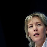 Ex-ministra das Finanças contratada pela empresa que comprou créditos do Banif