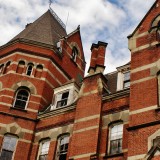 10 lugares misteriosos presos pelo seu passado