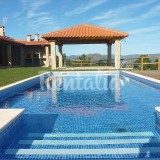 Casas de fim de semana: Piscina, natureza e vista para a montanha em Celorico de Basto