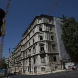 O edifício SottoMayor Residências, na Avenida Duque de Loulé, está em construção (Foto: Expresso).