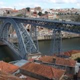 Câmara do Porto quer passar casas do centro histórico para habitação social