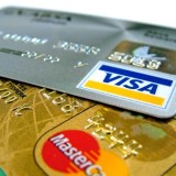 Cartão de crédito ou débito, qual a melhor opção para a tua carteira?