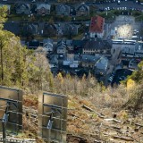Nestas localidades utilizam-se espelhos gigantes para receber luz solar no inverno