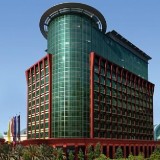 Torre Oriente, um edifício de escritórios que mais parece um hotel