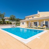 Casas de fim de semana: Um pequeno paraíso com tudo a que tens direito no Algarve