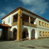 Programa de concessão de imóveis do Estado a privados “é complexo”, mas está a “avançar”