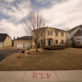 A “cidade fantasma” no Canadá repleta de casas de luxo que os ricos abandonaram