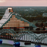 Assim é o “Castelo da Luz” em Riga, uma das maiores bibliotecas do mundo 