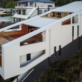 Viver numa casa suspensa? Sim, nas montanhas australianas
