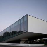 Este moderno edifício de escritórios em Cascais está à procura de inquilinos