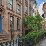 A casa, num típico bairro de Brooklyn