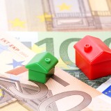 Vais comprar casa? Juros vão começar a subir... 