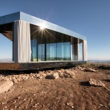 Foi projetada pelo estúdio OFIS Arquitecture