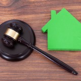 Comprar casa com desconto? Sim, em leilões de imóveis...