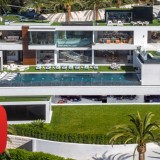A casa mais cara dos EUA está à venda com 25% de desconto: custa agora 152 milhões...
