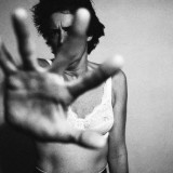 Estado reforça atribuição de casas a vítimas de violência doméstica 