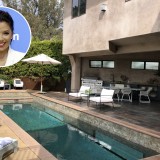 A mansão tem piscina