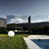 Um espelho da natureza: 10 edifícios que se fundem até se tornarem invisíveis