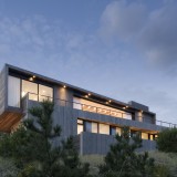 A casa está situada numa encosta