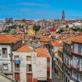 CE reforça alerta sobre preços das casas em Portugal - e como outros países combatem a crise da habitação