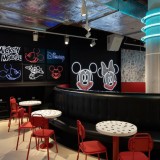 A maior Primark do mundo já abriu: tem restaurantes, cabelereiro e um café da Disney